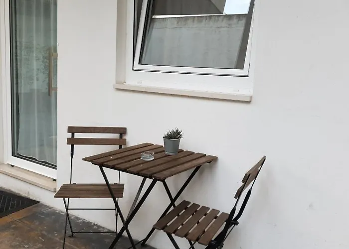 Dos Cagareus Ii Aveiro